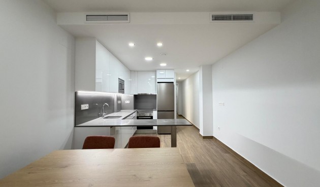 Återförsäljning - Apartment -
Torrevieja - Estacion De Autobuses