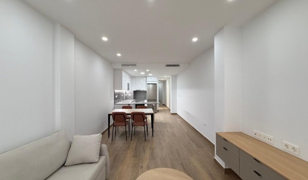Återförsäljning - Apartment -
Torrevieja - Estacion De Autobuses