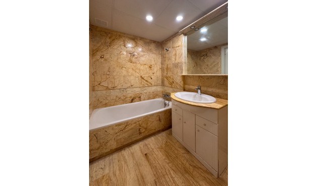 Återförsäljning - Apartment -
Orihuela Costa - Costa Blanca