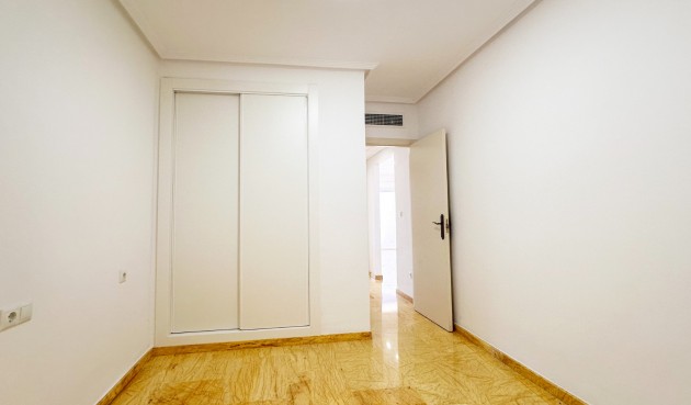 Återförsäljning - Apartment -
Orihuela Costa - Costa Blanca