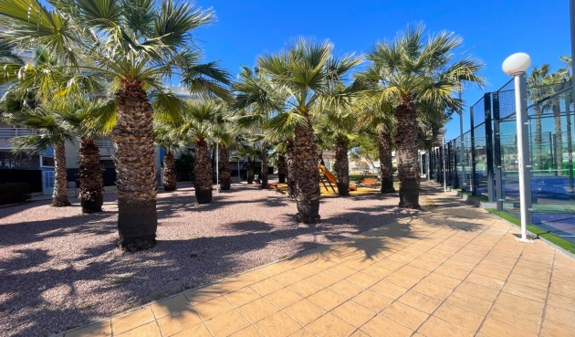 Återförsäljning - Apartment -
Orihuela Costa - Costa Blanca