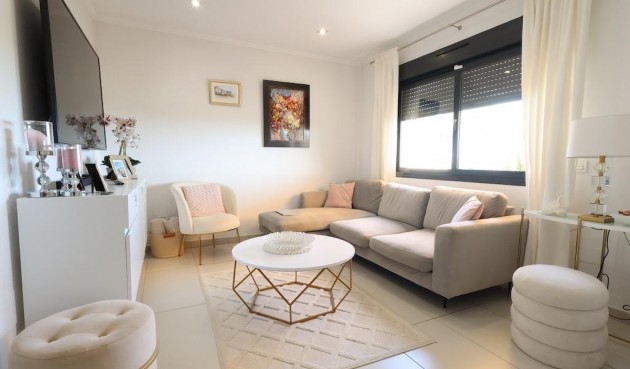 Återförsäljning - Duplex -
Orihuela Costa - Costa Blanca