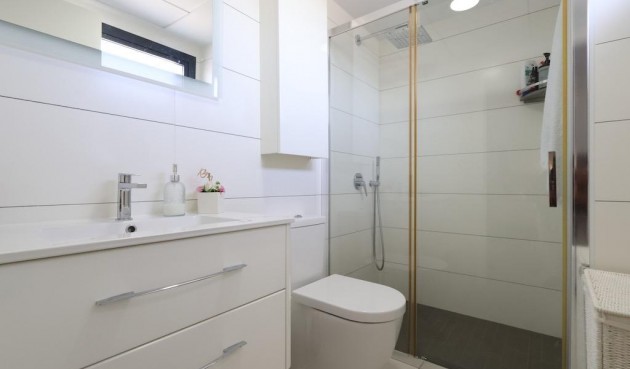 Återförsäljning - Duplex -
Orihuela Costa - Costa Blanca