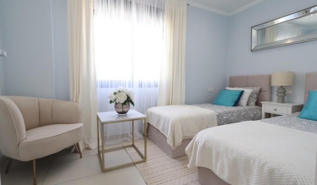 Återförsäljning - Duplex -
Orihuela Costa - Costa Blanca