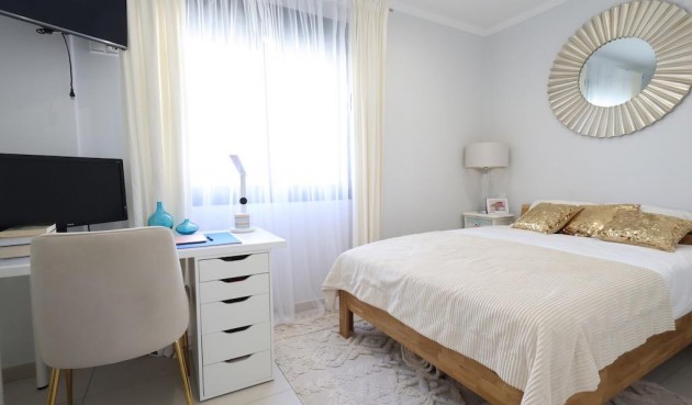 Återförsäljning - Duplex -
Orihuela Costa - Costa Blanca