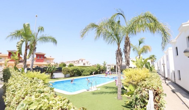 Återförsäljning - Duplex -
Orihuela Costa - Costa Blanca