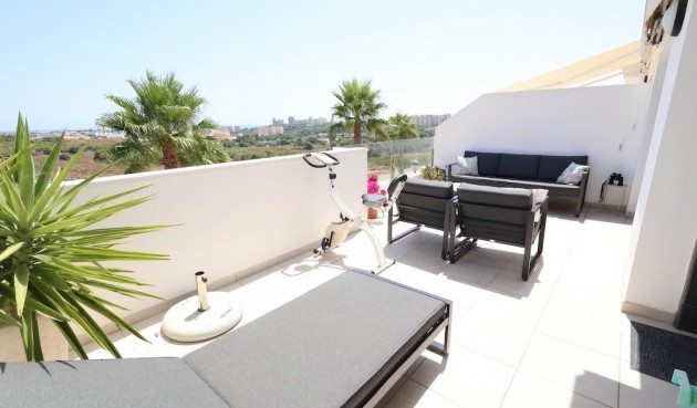 Återförsäljning - Duplex -
Orihuela Costa - Costa Blanca
