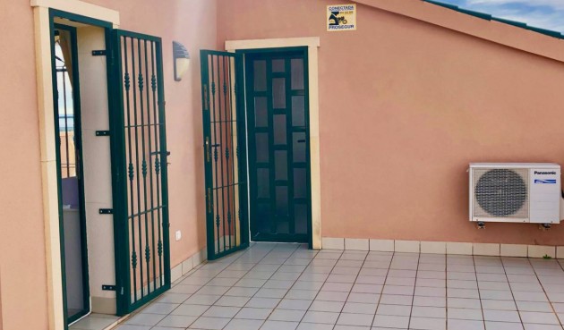 Återförsäljning - Villa -
Ciudad Quesada - Costa Blanca