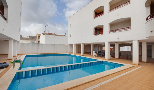 Återförsäljning - Apartment -
San Fulgencio - centro