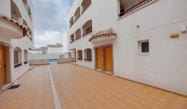 Återförsäljning - Apartment -
San Fulgencio - centro