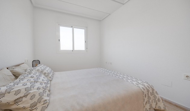 Återförsäljning - Apartment -
San Fulgencio - centro