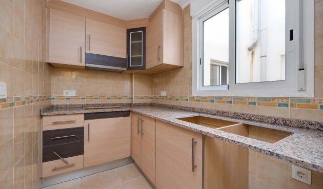 Återförsäljning - Apartment -
San Fulgencio - centro