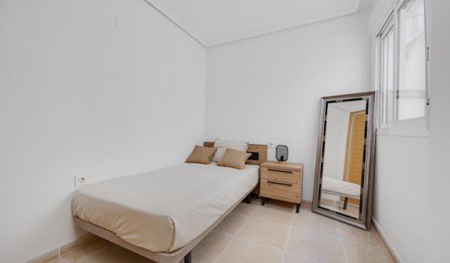 Återförsäljning - Apartment -
San Fulgencio - centro