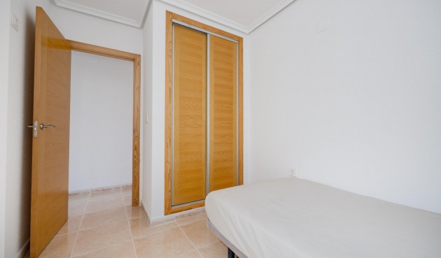 Återförsäljning - Apartment -
San Fulgencio - centro