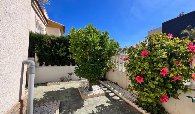 Återförsäljning - Quad House -
Torrevieja - Torre La Mata