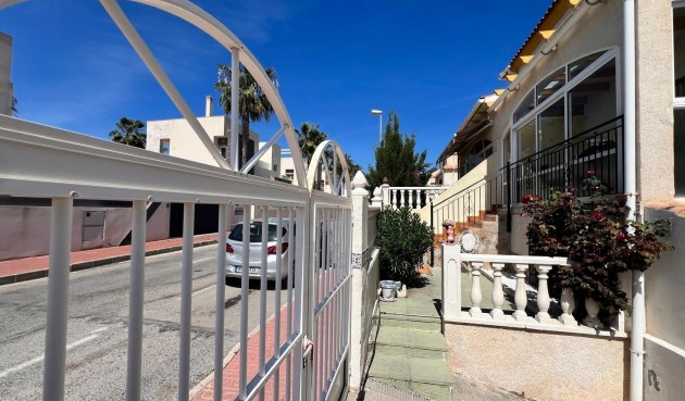 Återförsäljning - Quad House -
Torrevieja - Torre La Mata