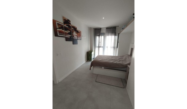 Resale - Apartment -
Orihuela Costa - Los Dolses