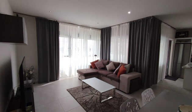 Resale - Apartment -
Orihuela Costa - Los Dolses