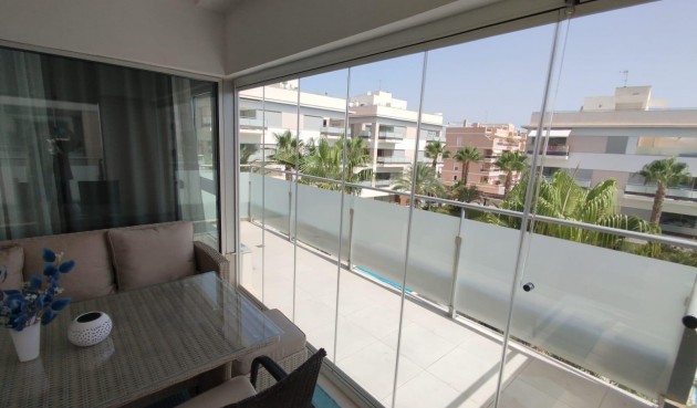Resale - Apartment -
Orihuela Costa - Los Dolses