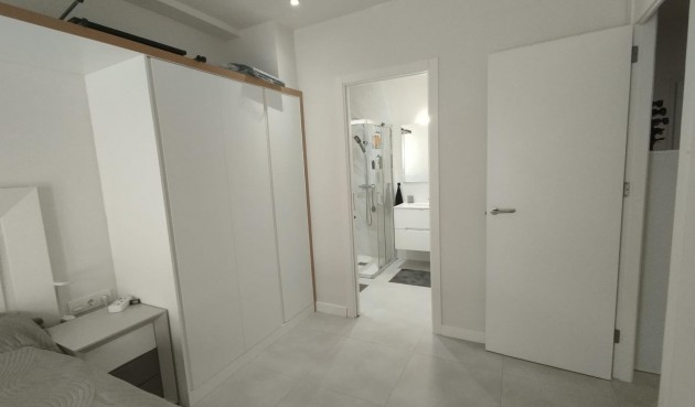 Resale - Apartment -
Orihuela Costa - Los Dolses