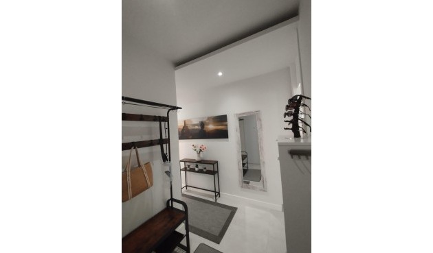 Resale - Apartment -
Orihuela Costa - Los Dolses