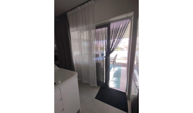 Resale - Apartment -
Orihuela Costa - Los Dolses