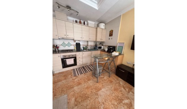 Resale - Apartment -
Torrevieja - Estacion De Autobuses