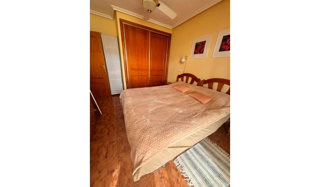 Resale - Apartment -
Torrevieja - Estacion De Autobuses