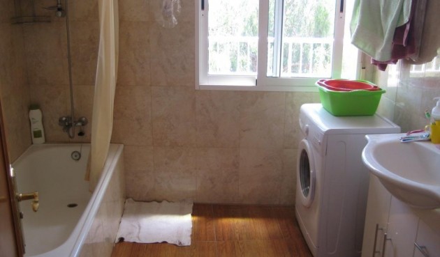 Resale - Apartment -
Torrevieja - Estacion De Autobuses