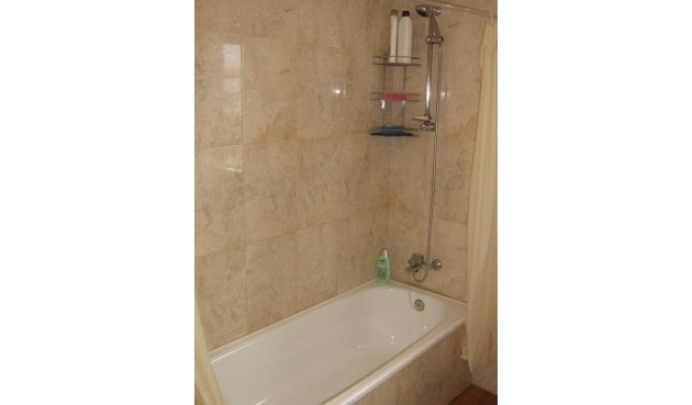Resale - Apartment -
Torrevieja - Estacion De Autobuses