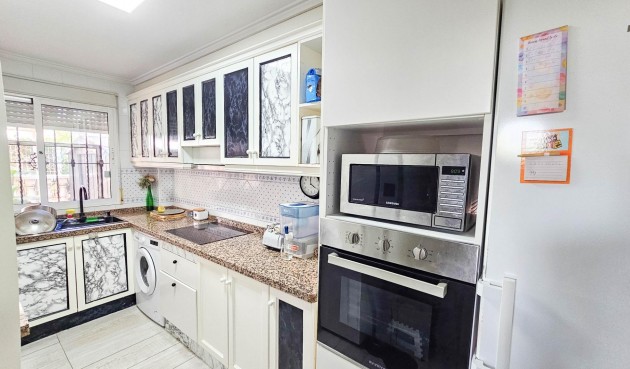 Återförsäljning - Villa -
Orihuela Costa - Cabo Roig