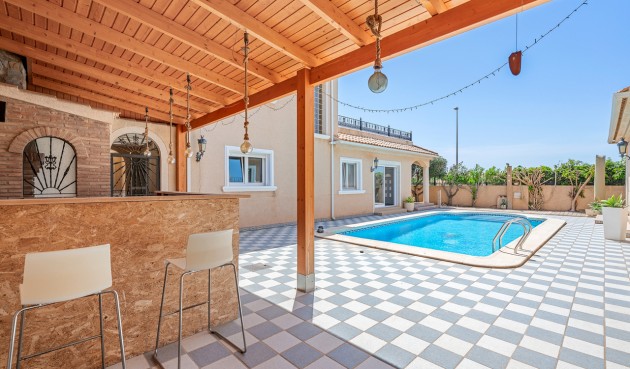 Återförsäljning - Villa -
Torre de la Horadada - Costa Blanca