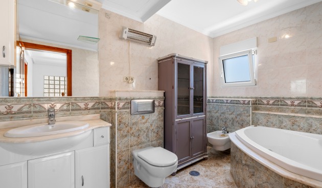 Återförsäljning - Villa -
Torre de la Horadada - Costa Blanca