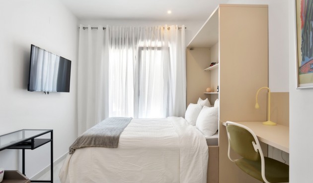 Återförsäljning - Town House -
Villamartin - Costa Blanca