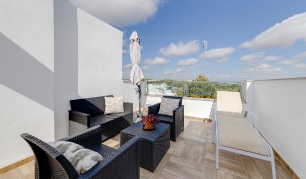 Återförsäljning - Town House -
Villamartin - Costa Blanca