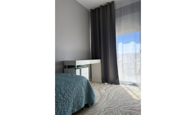 Återförsäljning - Apartment -
Villamartin - Costa Blanca