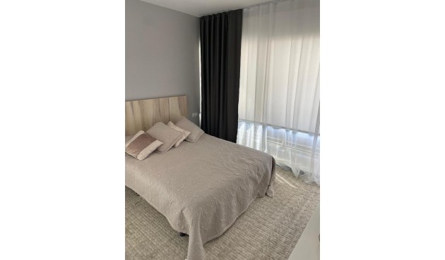 Återförsäljning - Apartment -
Villamartin - Costa Blanca
