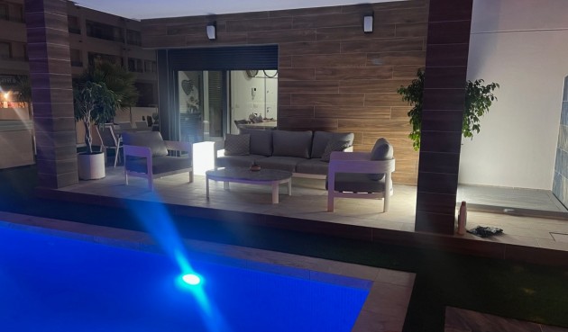 Återförsäljning - Villa -
Los Montesinos - Costa Blanca