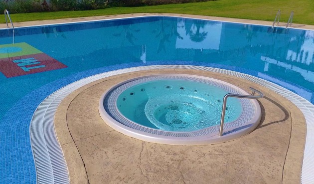 Återförsäljning - Apartment -
Villamartin - Costa Blanca