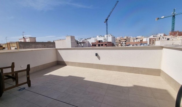 Brukt - Toppleilighet -
Torrevieja - Playa del Cura