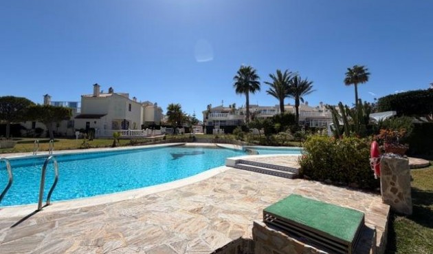 Brukt - Bungalow -
Torrevieja - La Siesta