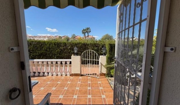 Brukt - Bungalow -
Torrevieja - La Siesta