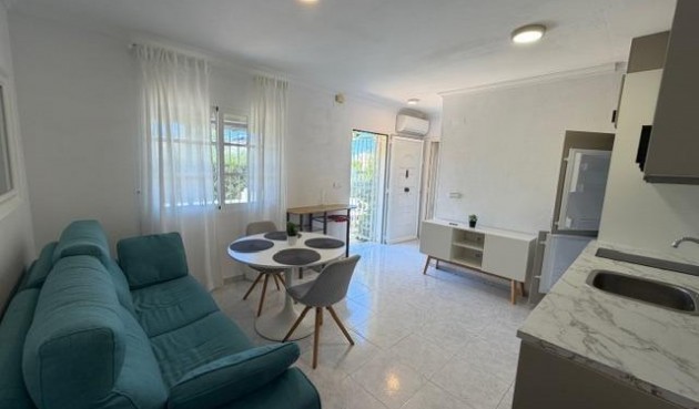 Brukt - Bungalow -
Torrevieja - La Siesta