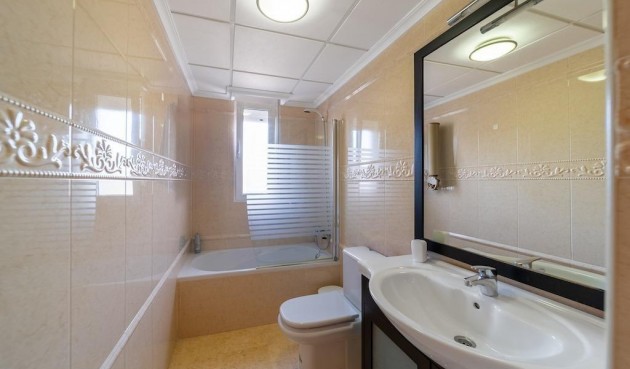 Brukt - Villa -
Torrevieja - Torre La Mata