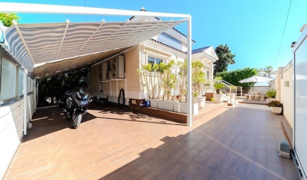 Brukt - Villa -
Torrevieja - Torre La Mata