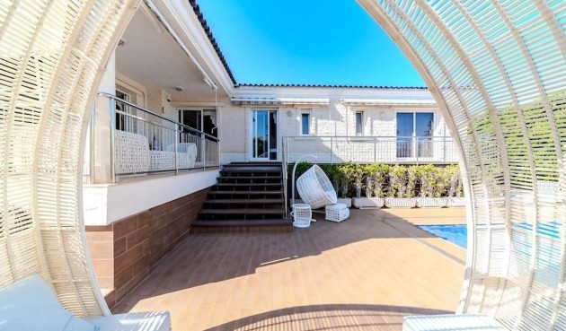 Brukt - Villa -
Torrevieja - Torre La Mata
