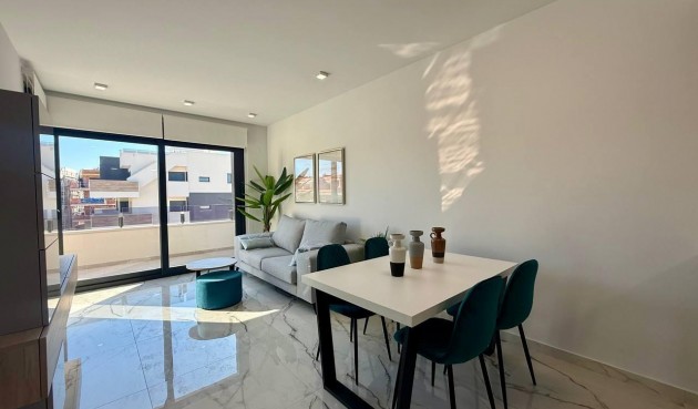 Brukt - Toppleilighet -
Orihuela Costa - PAU 8