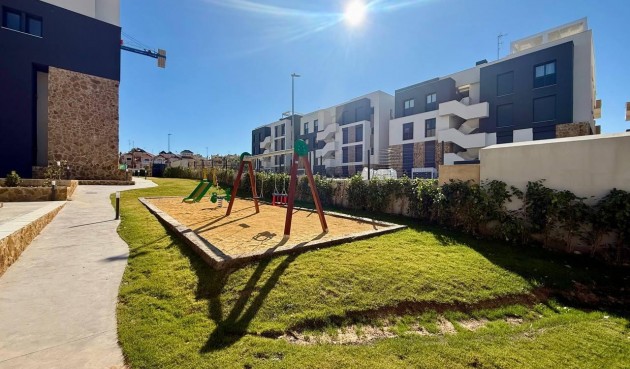 Brukt - Toppleilighet -
Orihuela Costa - PAU 8