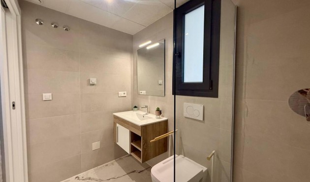 Brukt - Toppleilighet -
Orihuela Costa - PAU 8