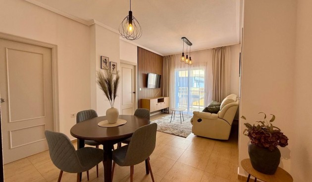 Brukt - Apartment -
Guardamar del Segura - Puerto